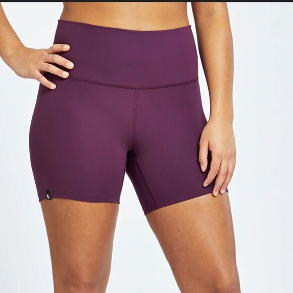 BRAND NEW DYSTY LAVENDER SHORT  LEGGING - Picture 1 of 16